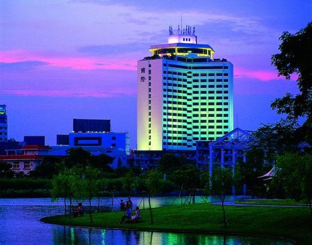 อินเตอร์เนชันแนล โฮเทล จงซาน Hotel ภายนอก รูปภาพ