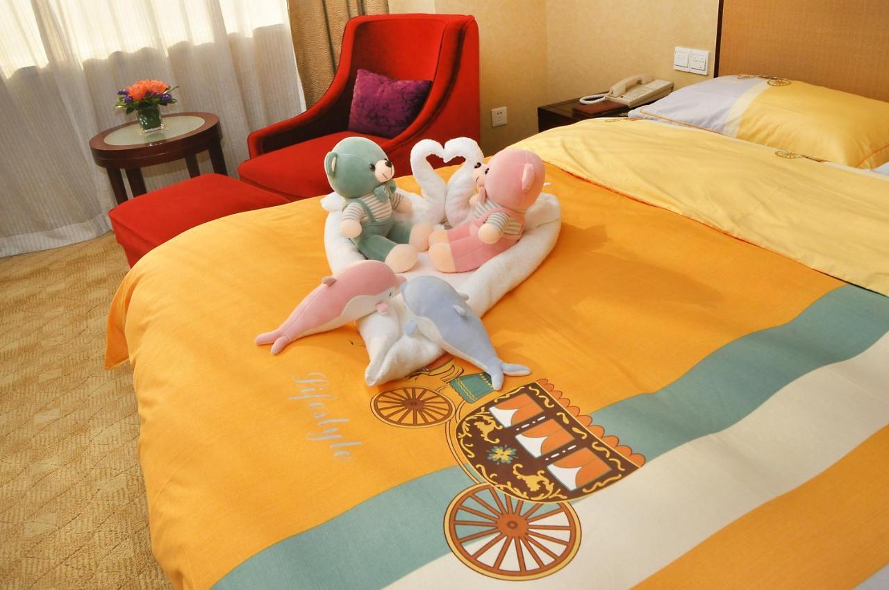 อินเตอร์เนชันแนล โฮเทล จงซาน Hotel ภายนอก รูปภาพ