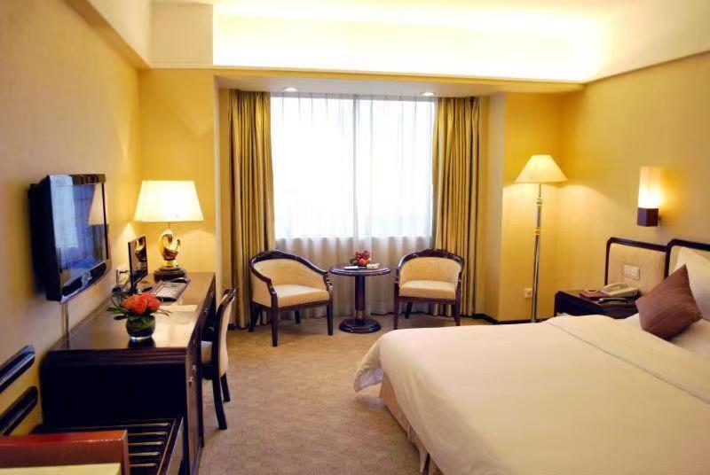 อินเตอร์เนชันแนล โฮเทล จงซาน Hotel ภายนอก รูปภาพ